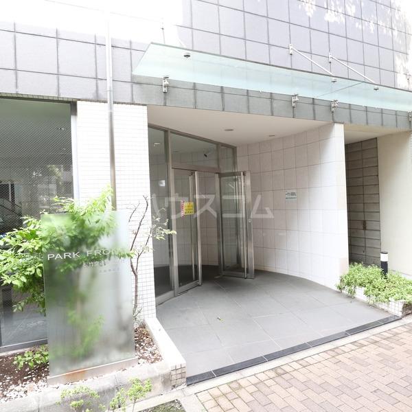 15/19 エントランス