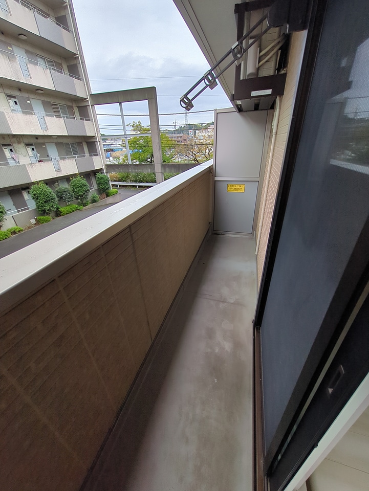 19/30 バルコニー