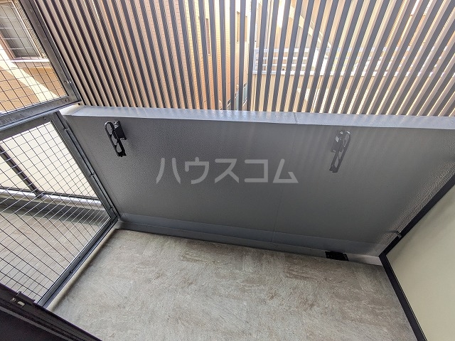 18/26 バルコニー