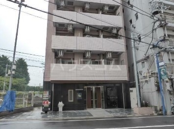 16/22 エントランス