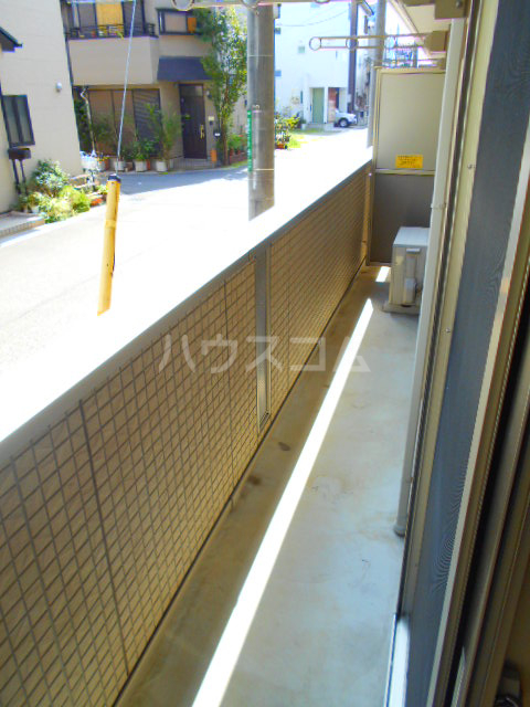 19/30 バルコニー