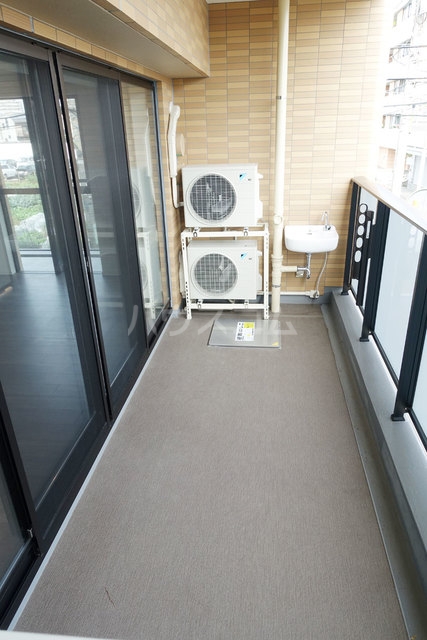 13/30 バルコニー