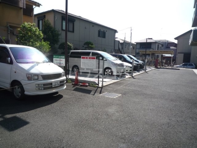 16/29 駐車場