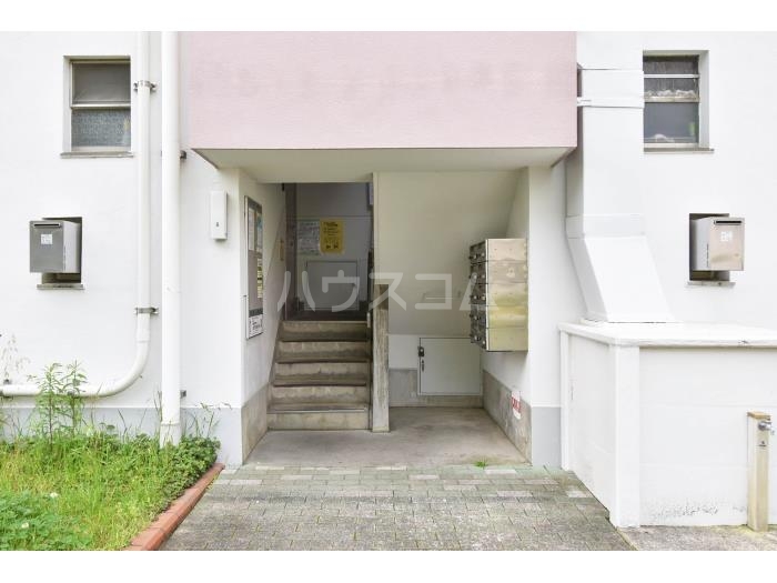 16/24 エントランス