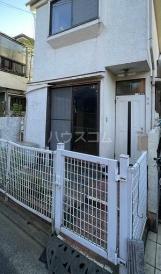 20/26 エントランス