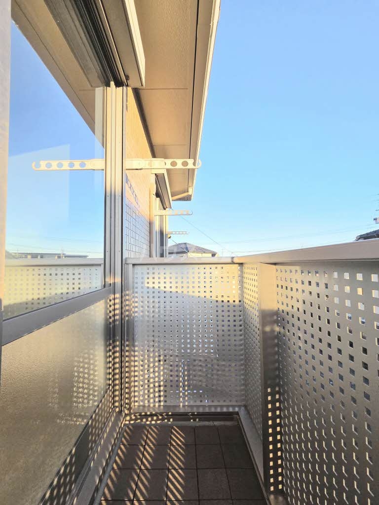 13/18 バルコニー