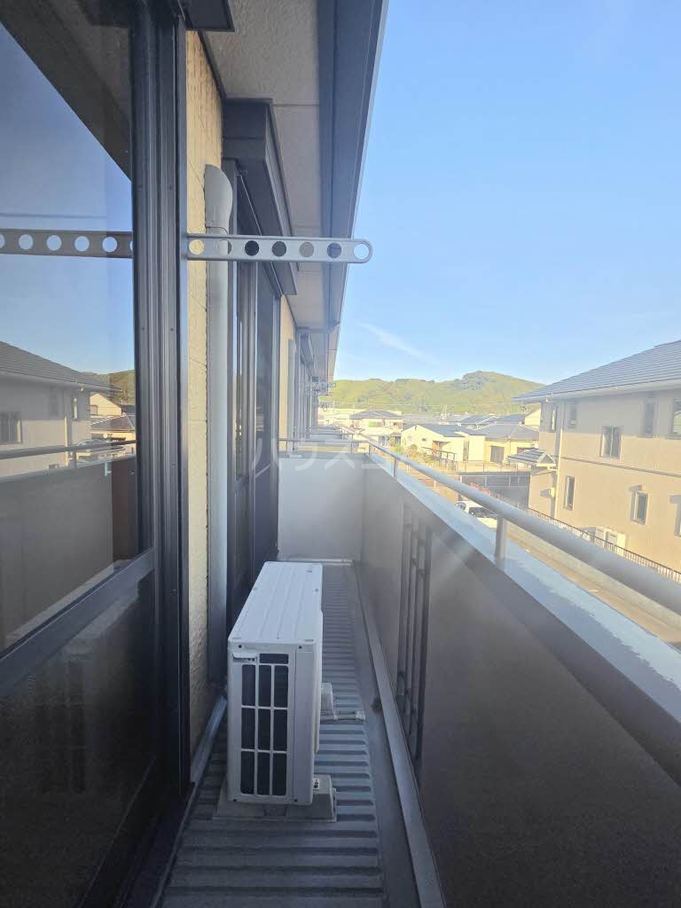 13/18 バルコニー