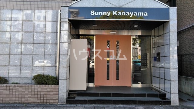 25/30 エントランス