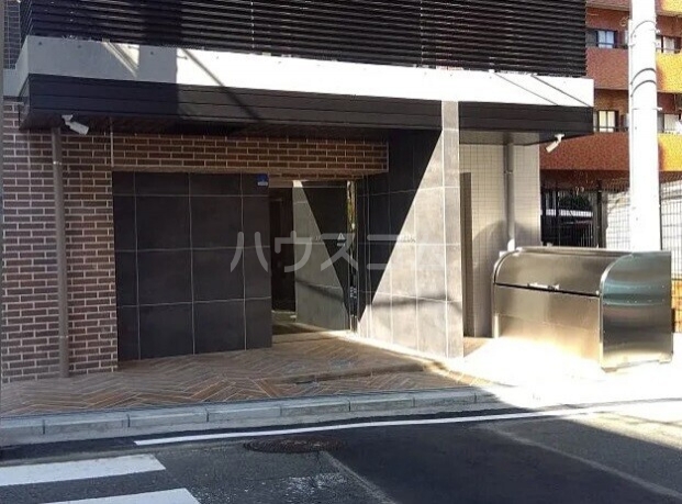 6/11 エントランス