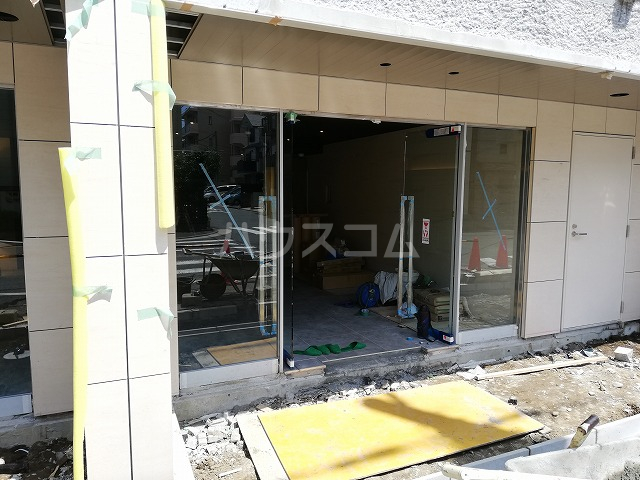 14/22 エントランス