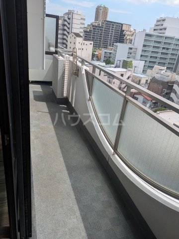 21/30 バルコニー