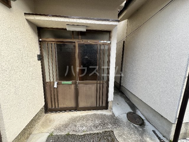 29/30 エントランス