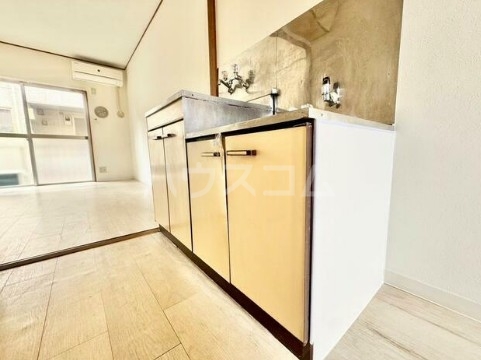 20/30 エントランス