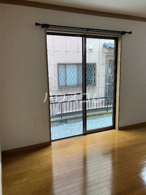 13/20 バルコニー