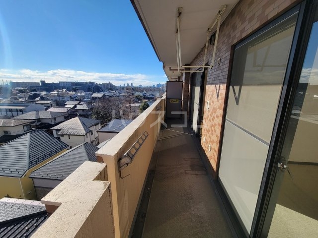 19/30 バルコニー