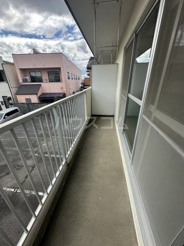 13/18 バルコニー