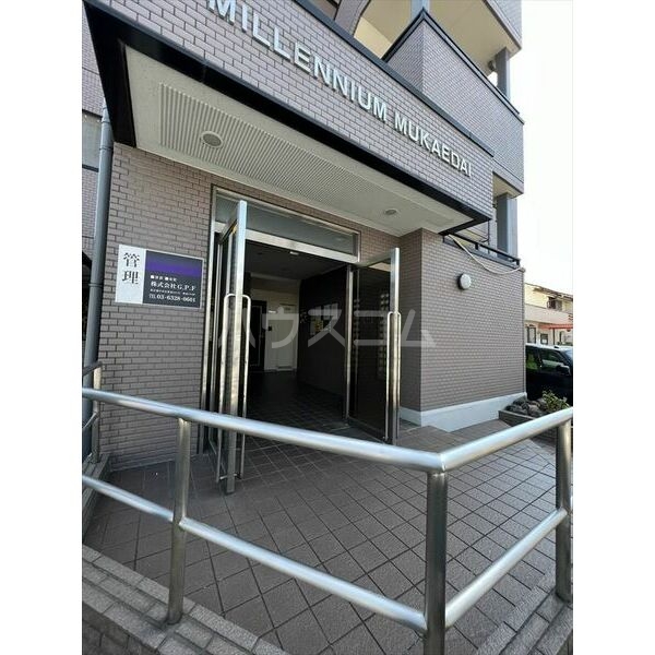 14/17 エントランス