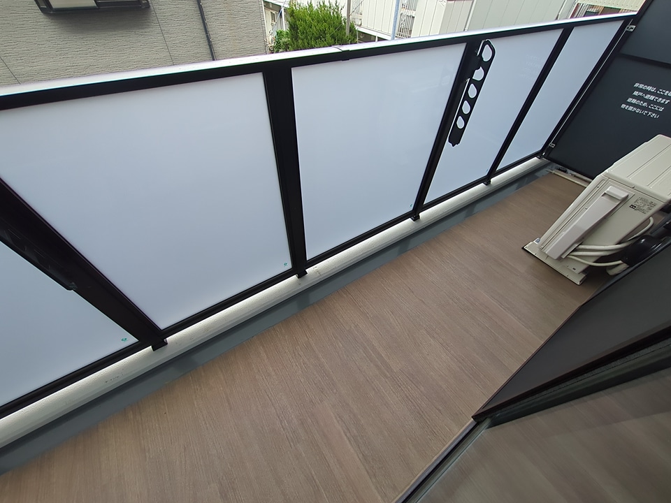 20/30 バルコニー