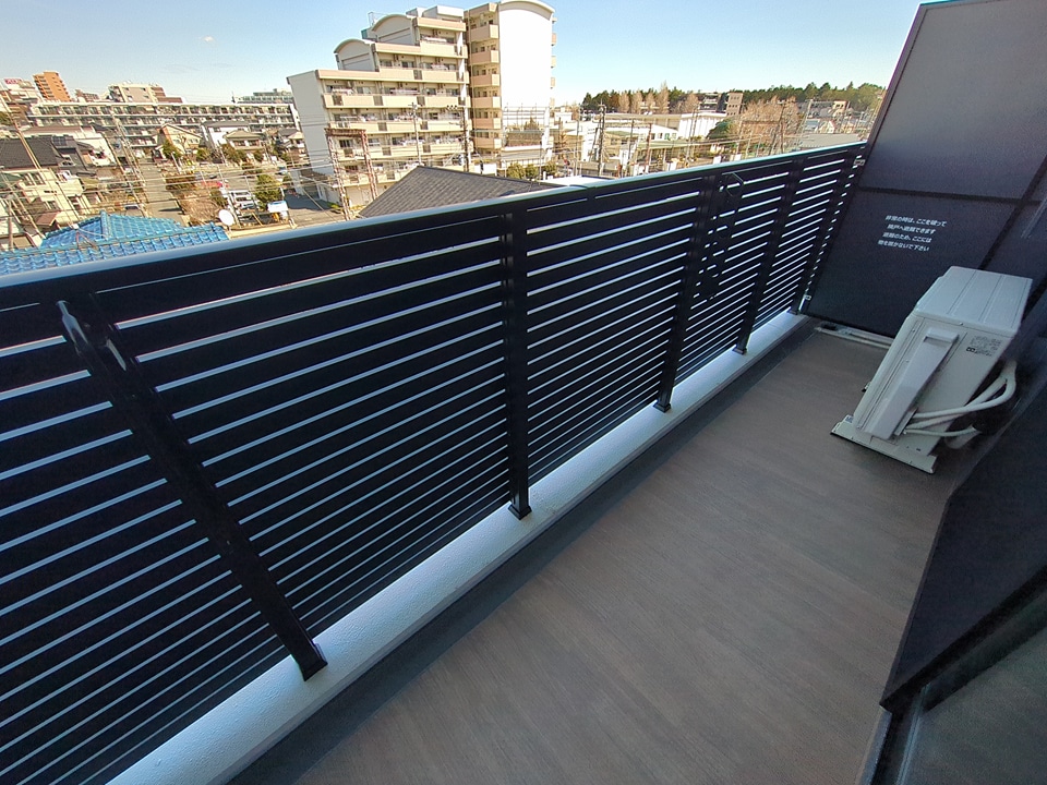 22/30 バルコニー