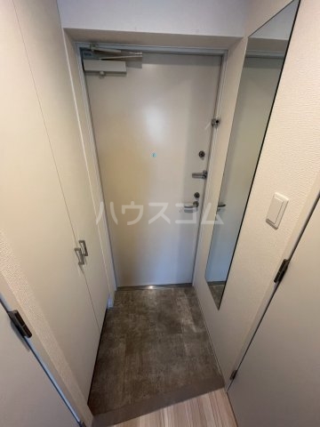 13/30 玄関