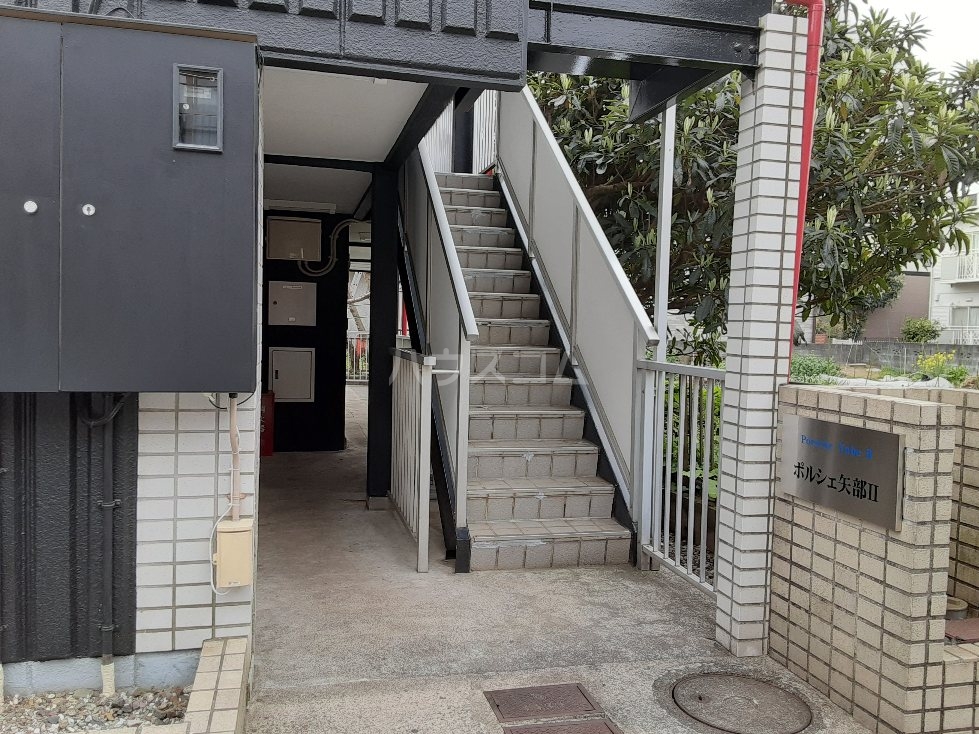 3/8 エントランス