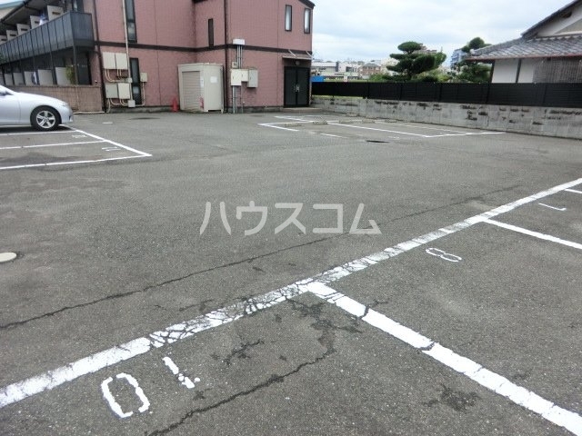 17/20 駐車場