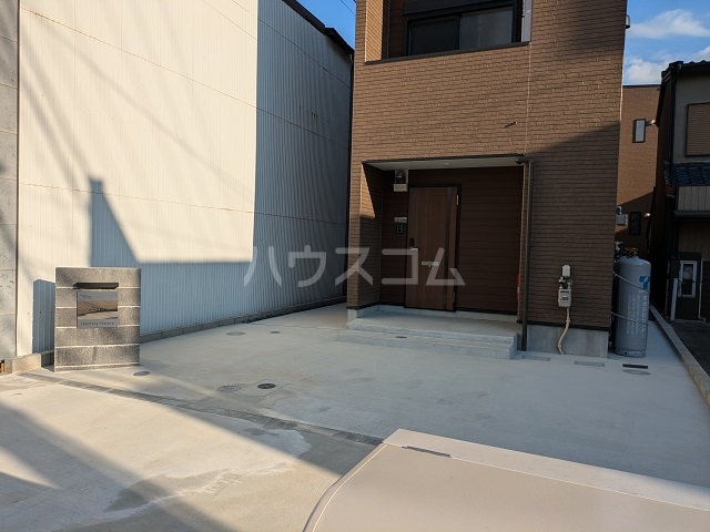 2/6 エントランス