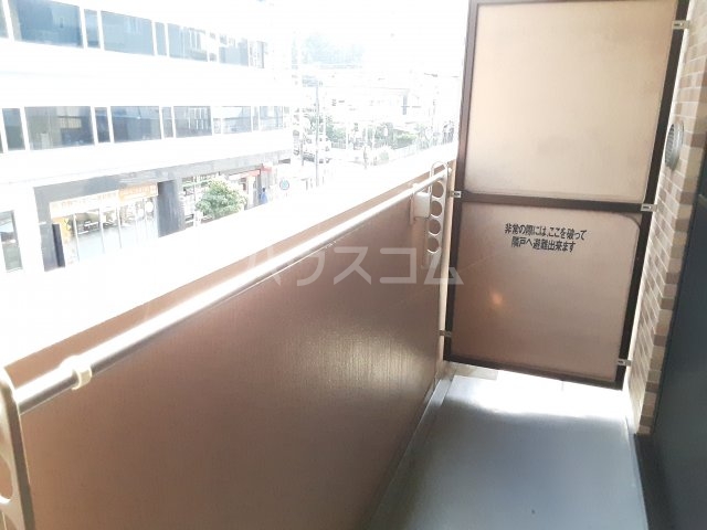 14/28 バルコニー