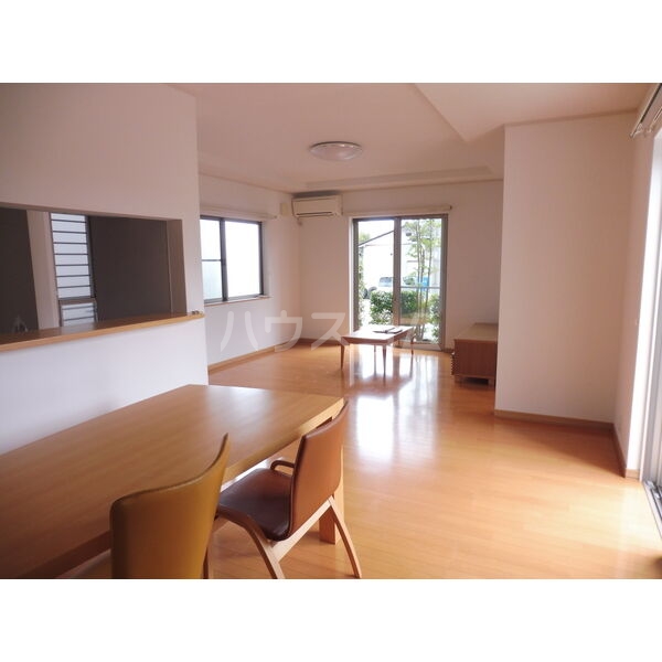 3/10 リビング/ダイニング