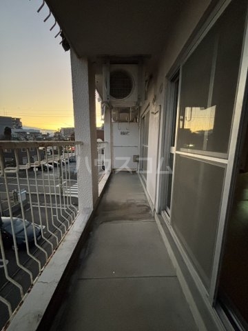 13/26 バルコニー