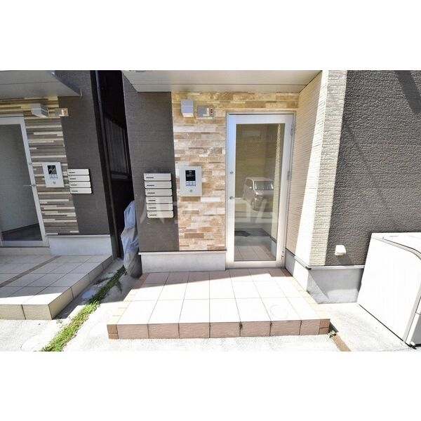 2/10 エントランス