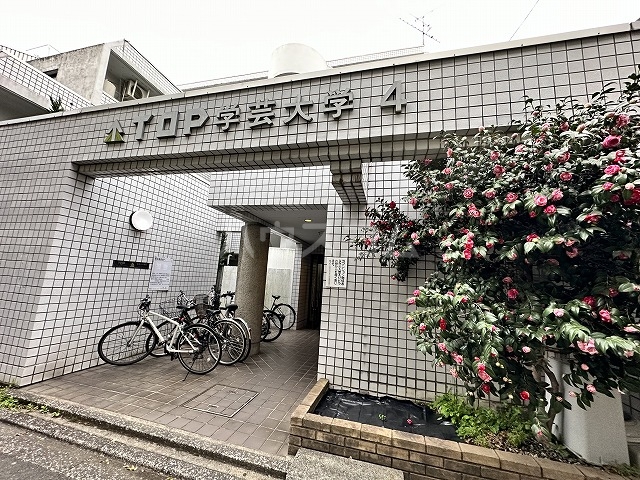 21/24 エントランス