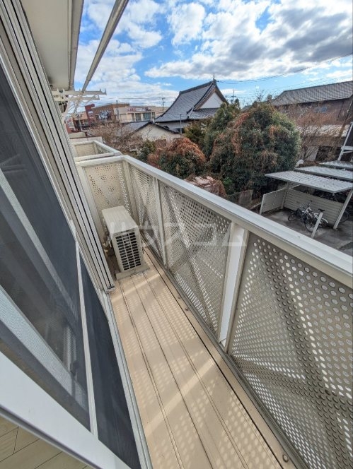 13/23 バルコニー