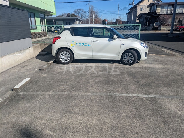 25/30 駐車場