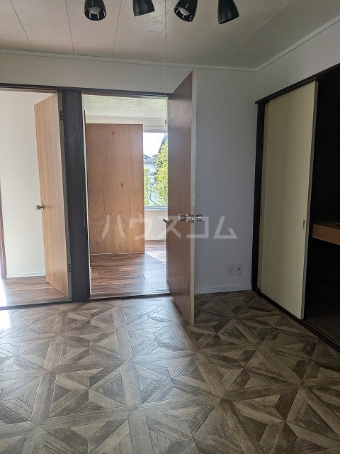 29/30 エントランス