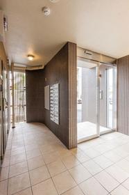 2/5 エントランス