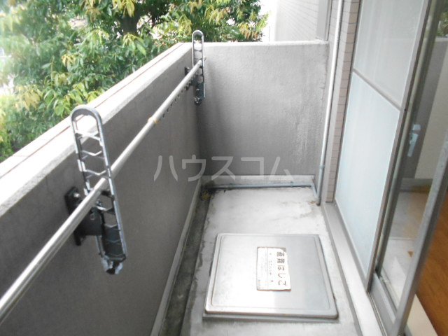 17/27 バルコニー