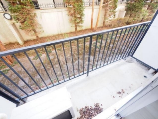 13/18 バルコニー