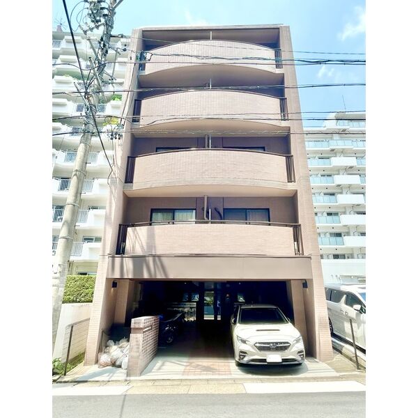 16/24 エントランス