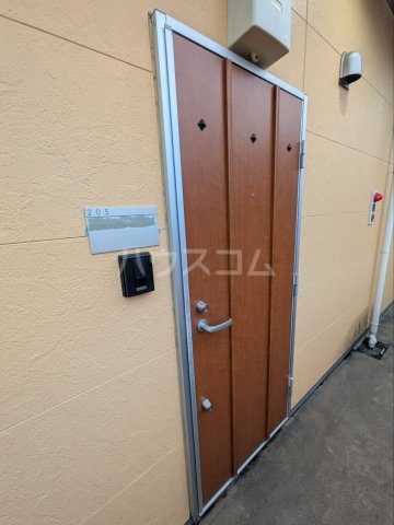 25/30 エントランス