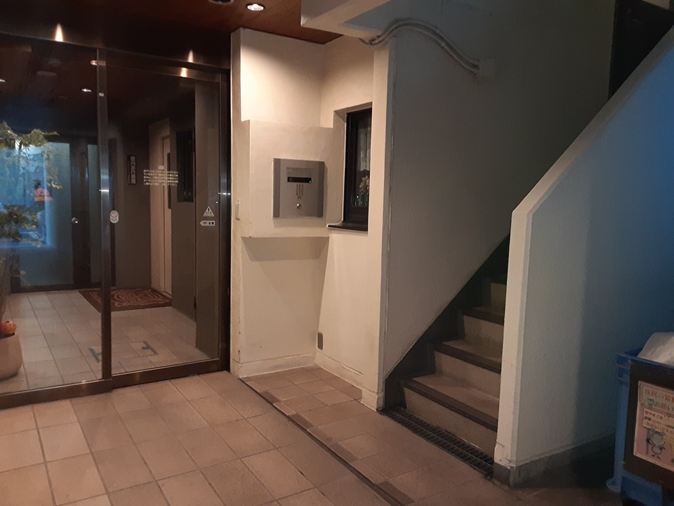 2/13 エントランス