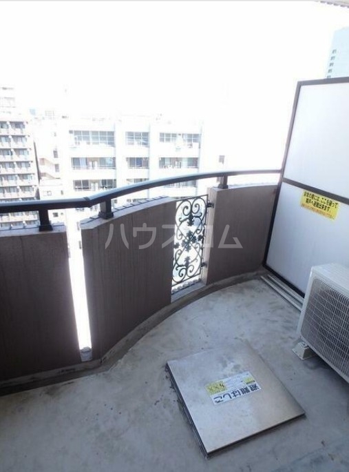 13/26 バルコニー