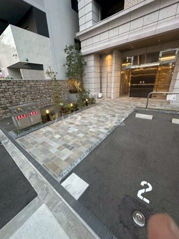 20/29 エントランス