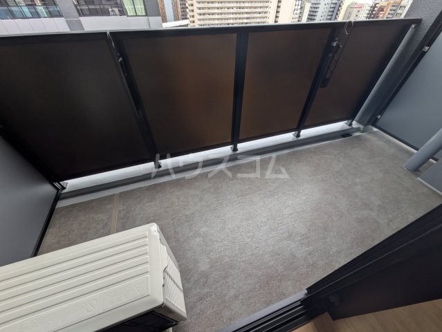 19/30 バルコニー