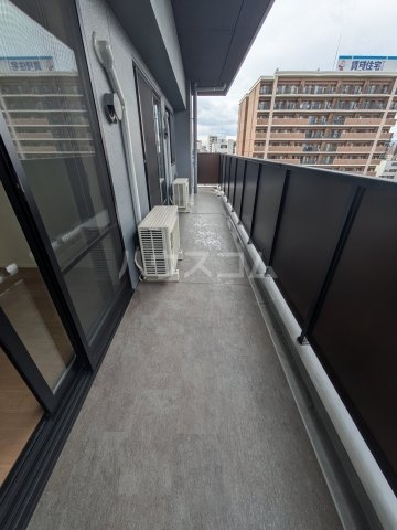 23/30 バルコニー