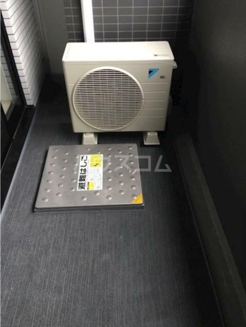 13/16 バルコニー