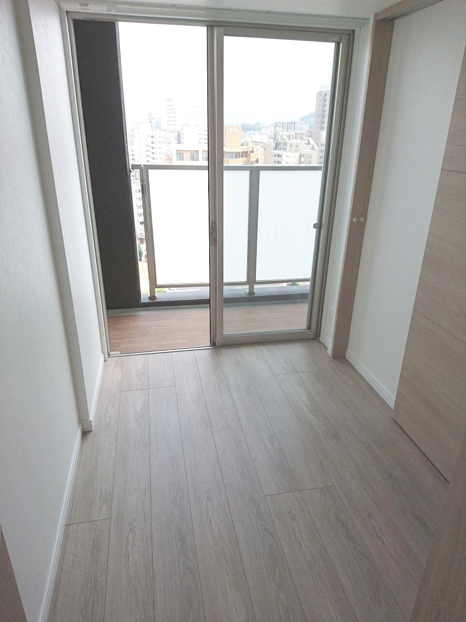 15/26 バルコニー