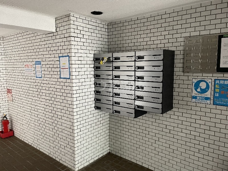 22/30 エントランス