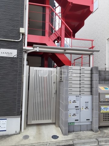 29/30 エントランス