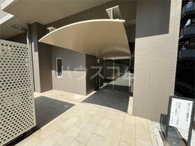 14/15 エントランス